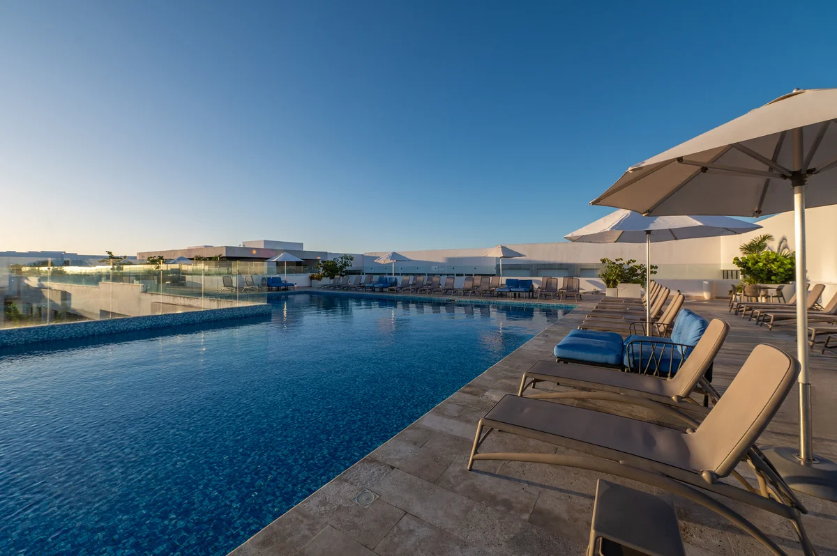 Image of Swimming Pool at Ipana, featuring Rooftop Pool, Infinity Pool.