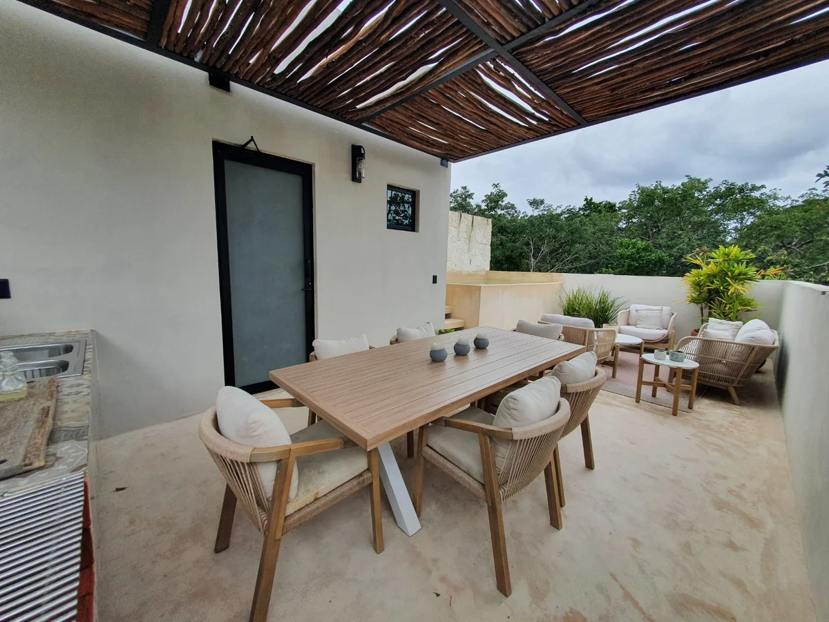 Image of Rooftop Terrace at Jungle Park Residences, featuring Rooftop Terrace, Outdoor Dining.