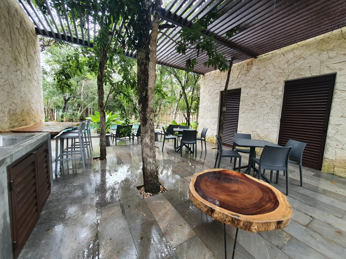 Image of Lounge at Jungle Park Residences, featuring Outdoor Lounge, Al Fresco Dining.
