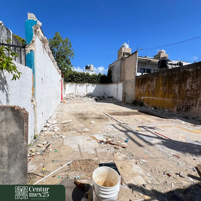 A three-panel collage illustrating the demolition progress for Centurmex 25. The first panel shows a building behind a black construction fence, the middle panel features an excavator actively demolishing the structure, and the final panel shows t...