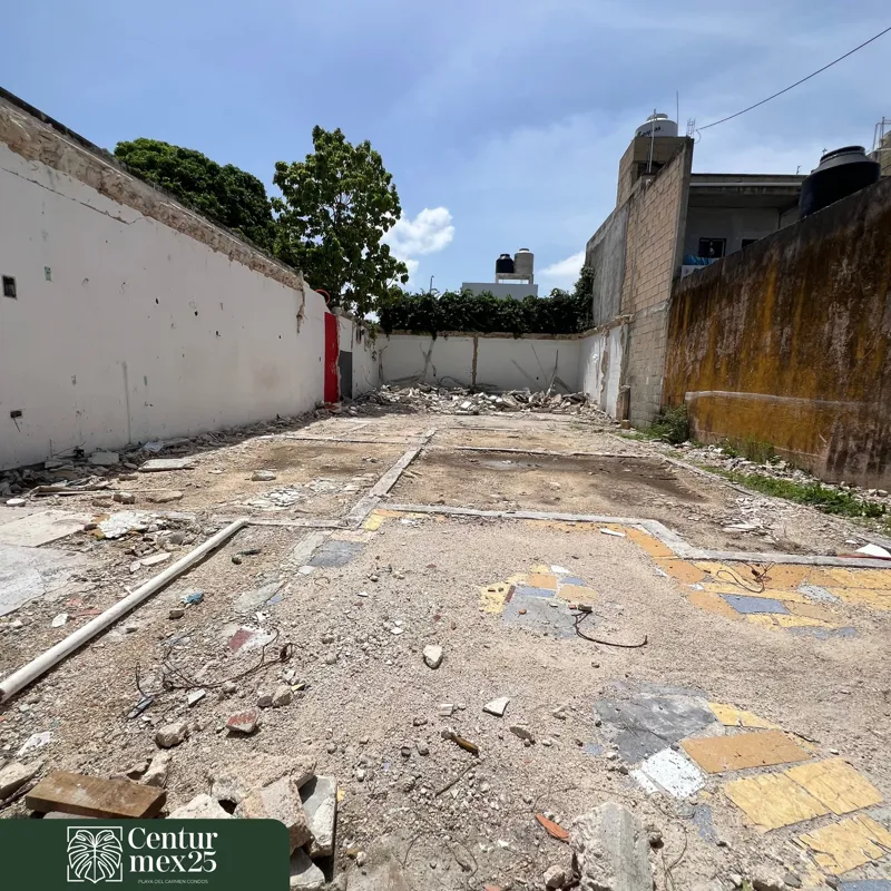 A three-panel collage illustrating the demolition progress for Centurmex 25. The first panel shows a building behind a black construction fence, the middle panel features an excavator actively demolishing the structure, and the final panel shows t...