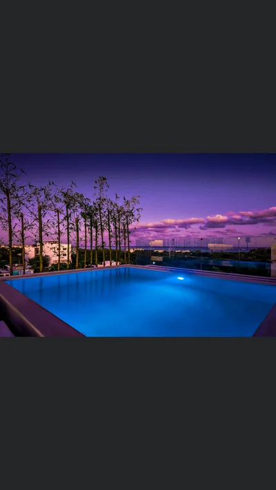 Image of Swimming Pool at Polo 5ta, featuring Rooftop Pool, Infinity Pool.