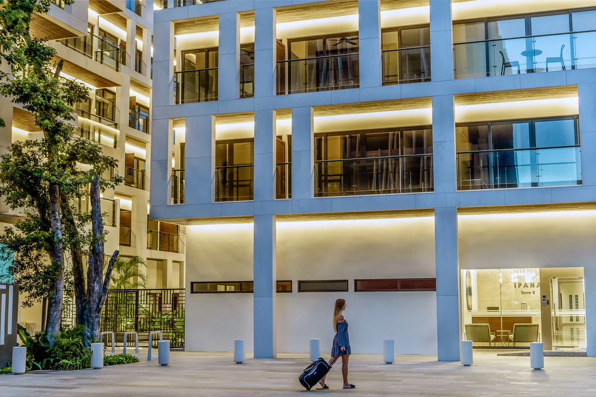 Image of Lobby at Ipana, featuring Modern Architecture, Building Exterior.