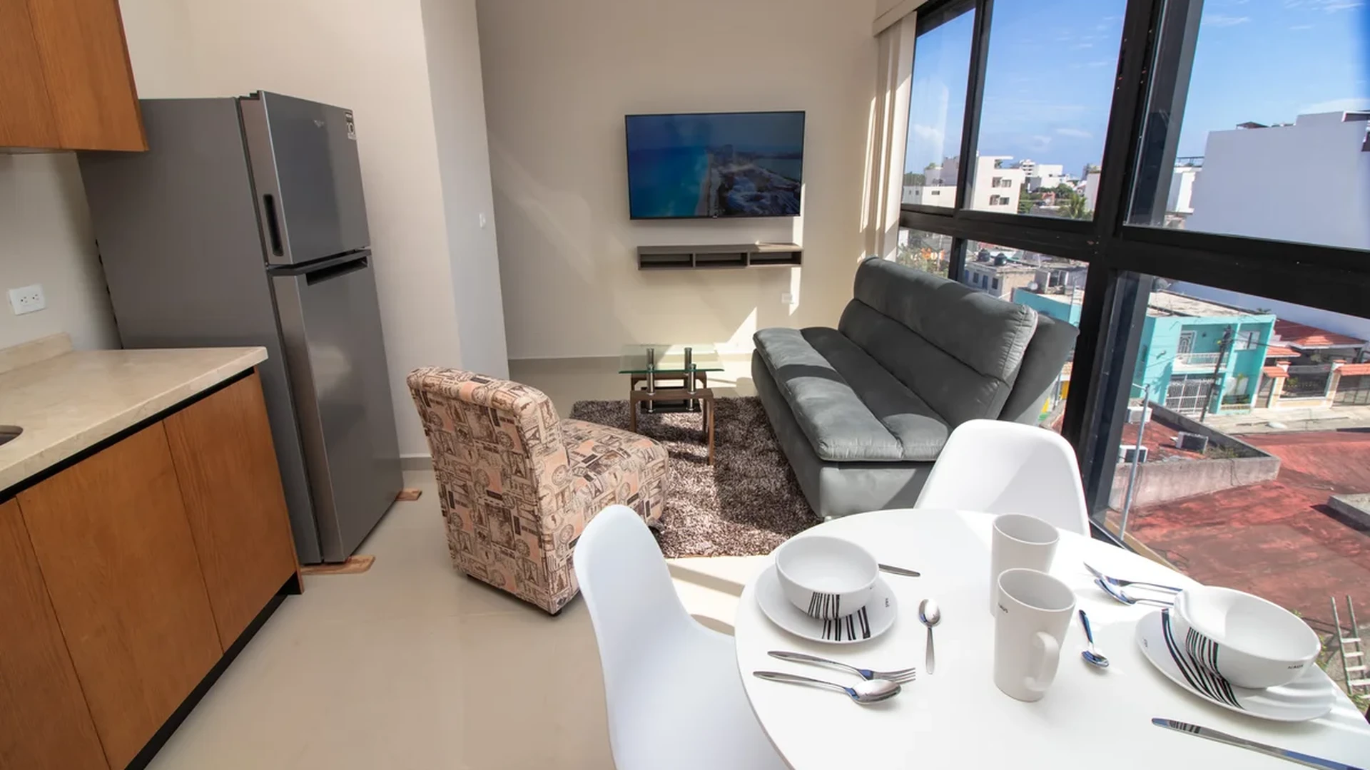 View of Studio Apartment at Torre 25, showcasing Modern Interior, Living Dining Combo.