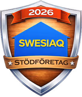 Skjold med blått hus, år 2026 og teksten Stödföretag, svensk støttemerke.