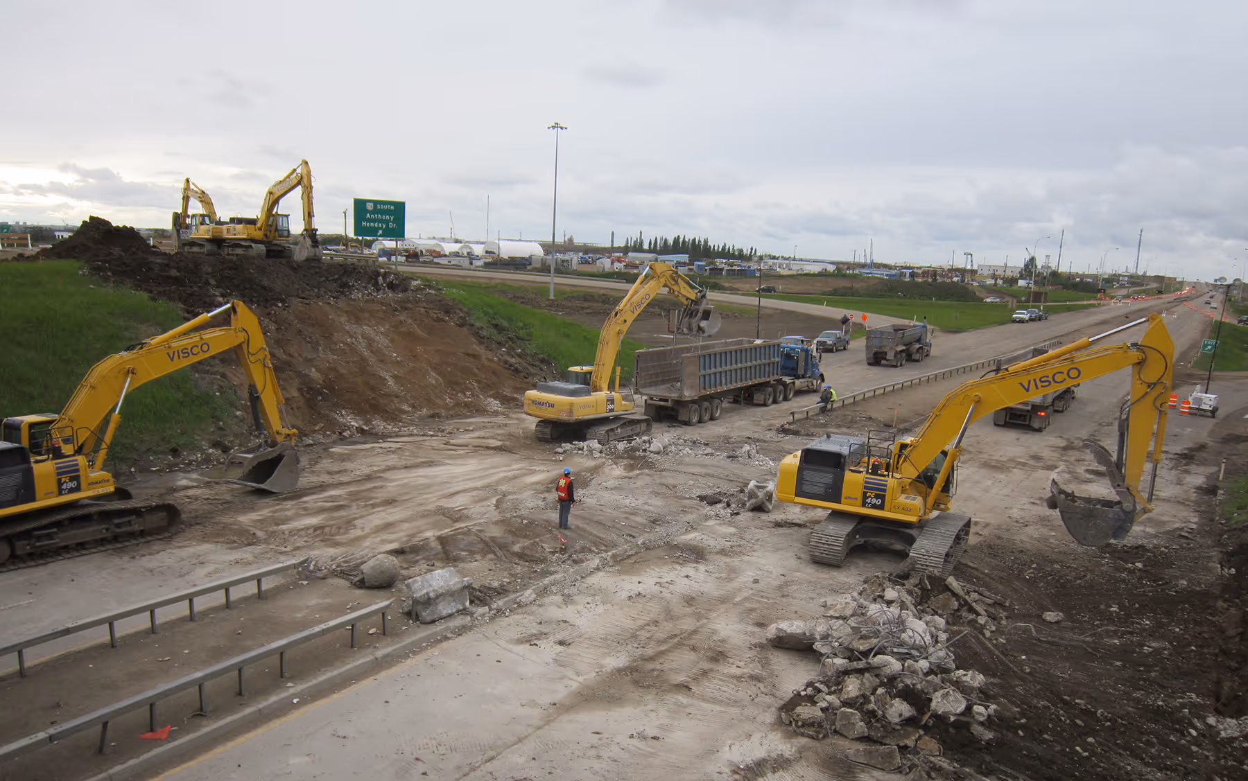 Demolition services on the highway
