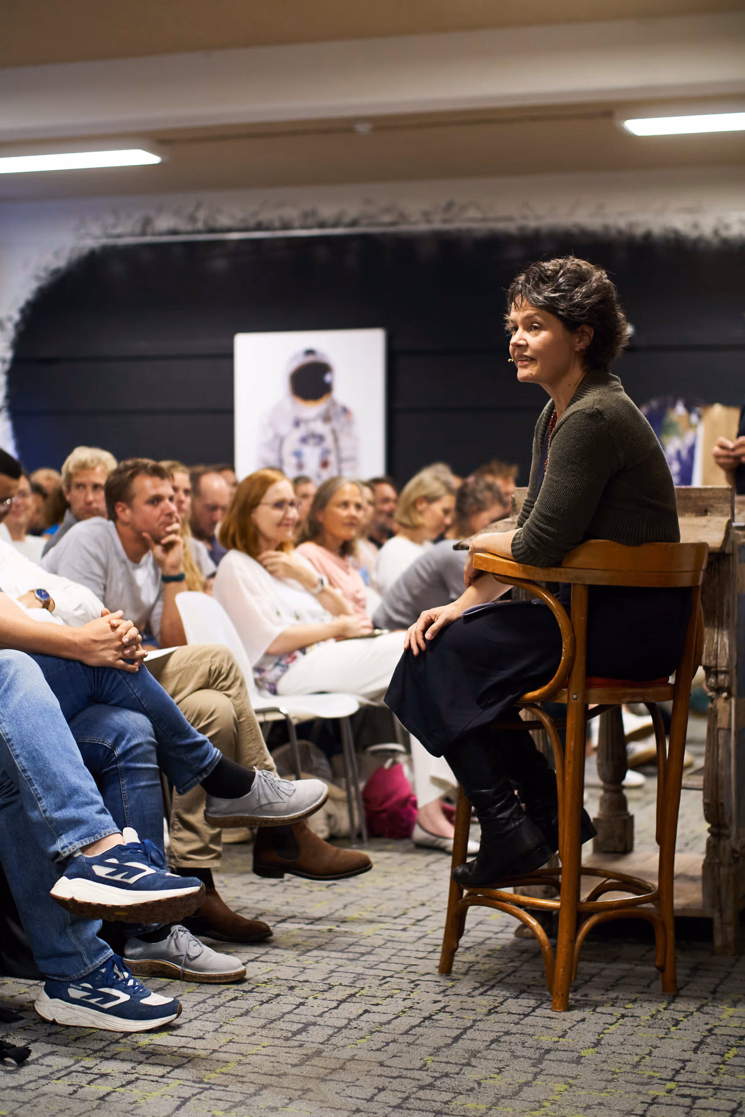 Zeggen, vragen en zwijgen als systeeminterventies