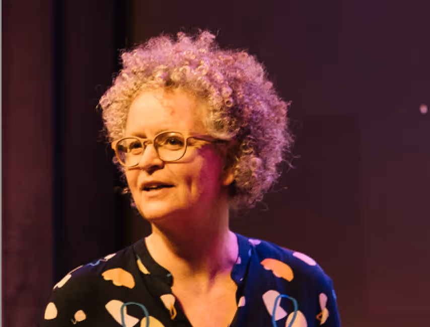 Portret van Marga Rotteveel, onderzoeker en gastdocent bij De Groene Afslag School