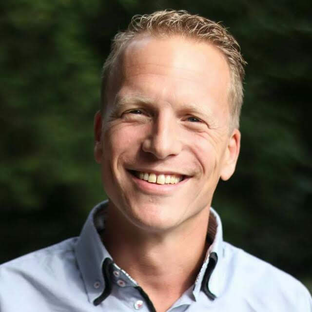 Portret van Geert van der Veer, gastdocent bij De Groene Afslag school