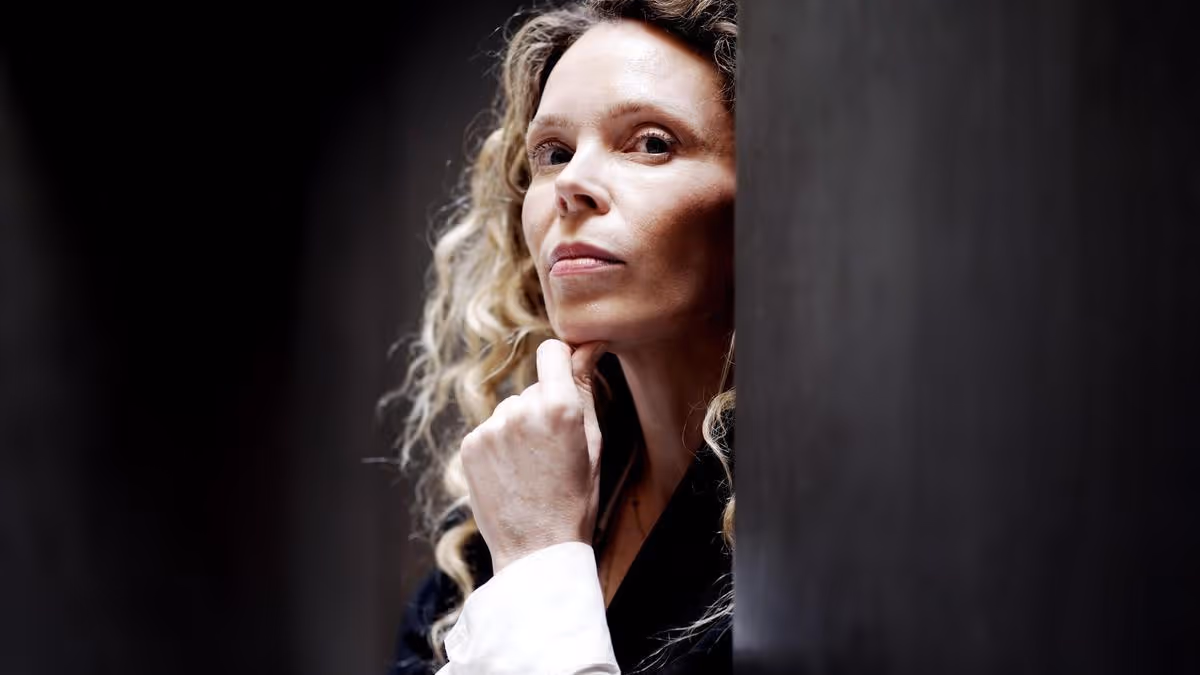 Roxane van Iperen, lid van De Groene Afslag werkplaats.