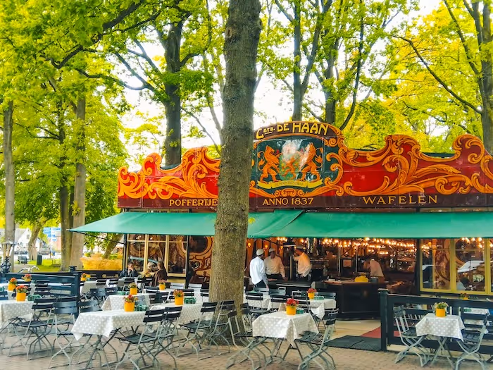 Poffertjeskraam in Laren.