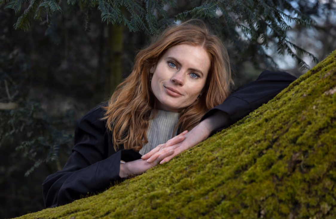 Portret van Jessica den Outer