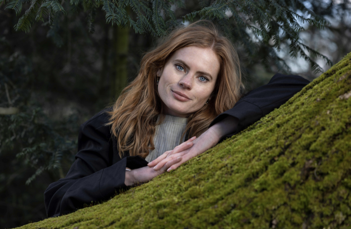 Portret van Jessica den Outer