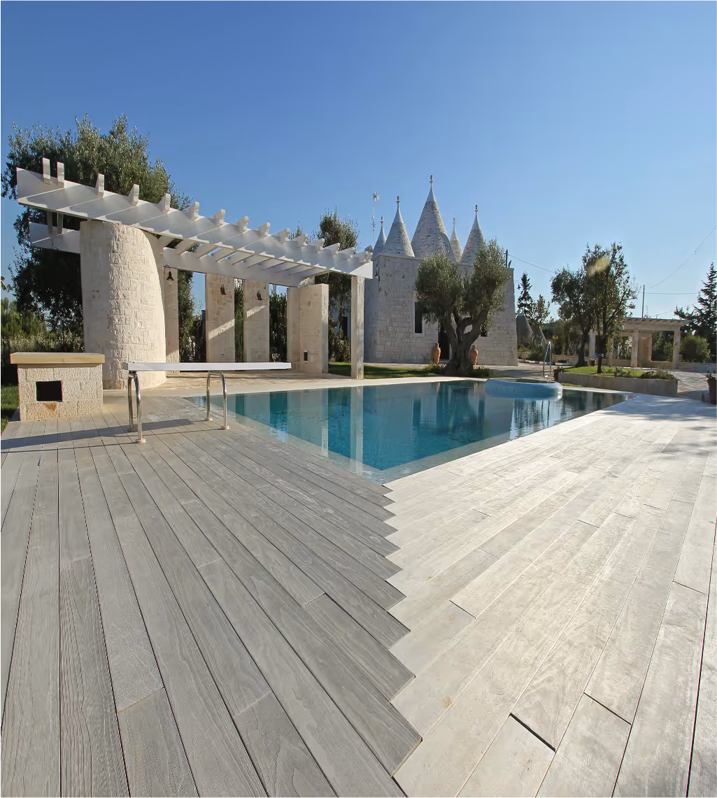 Accoya decking used on rooftop pool.