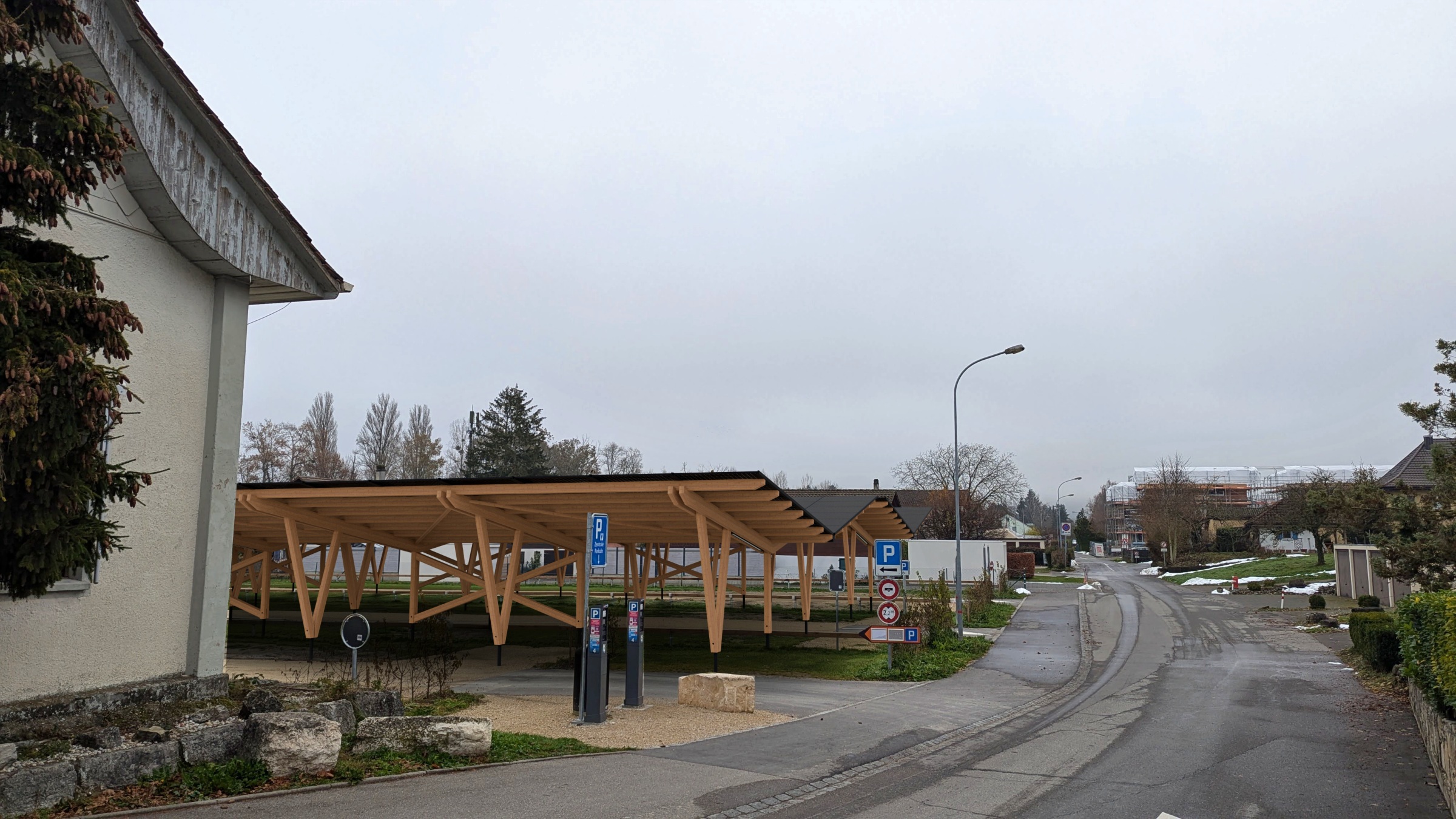 Vom Parkplatz am See zur Energieversorgung