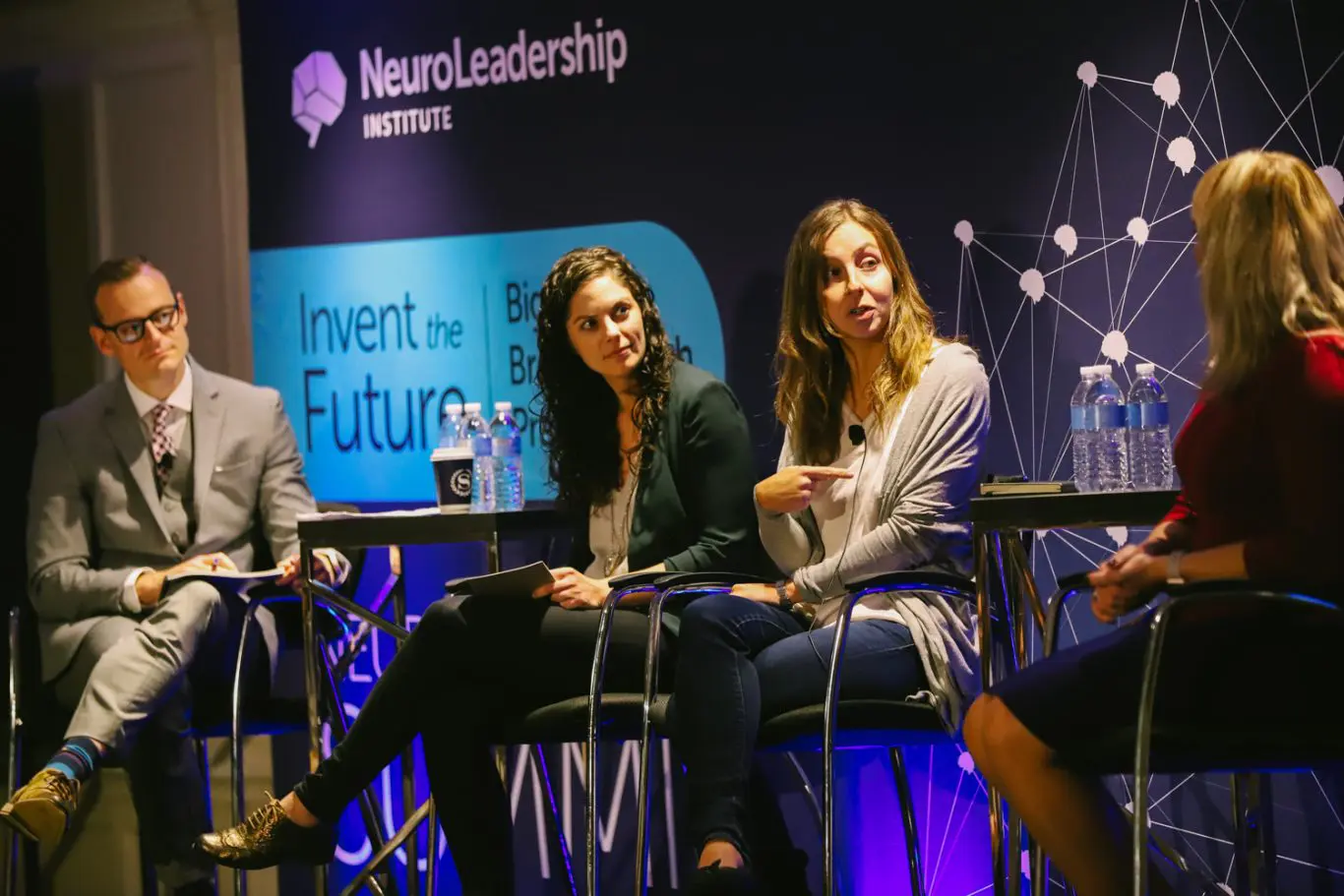 Neuroleadership manegment speaking at an event