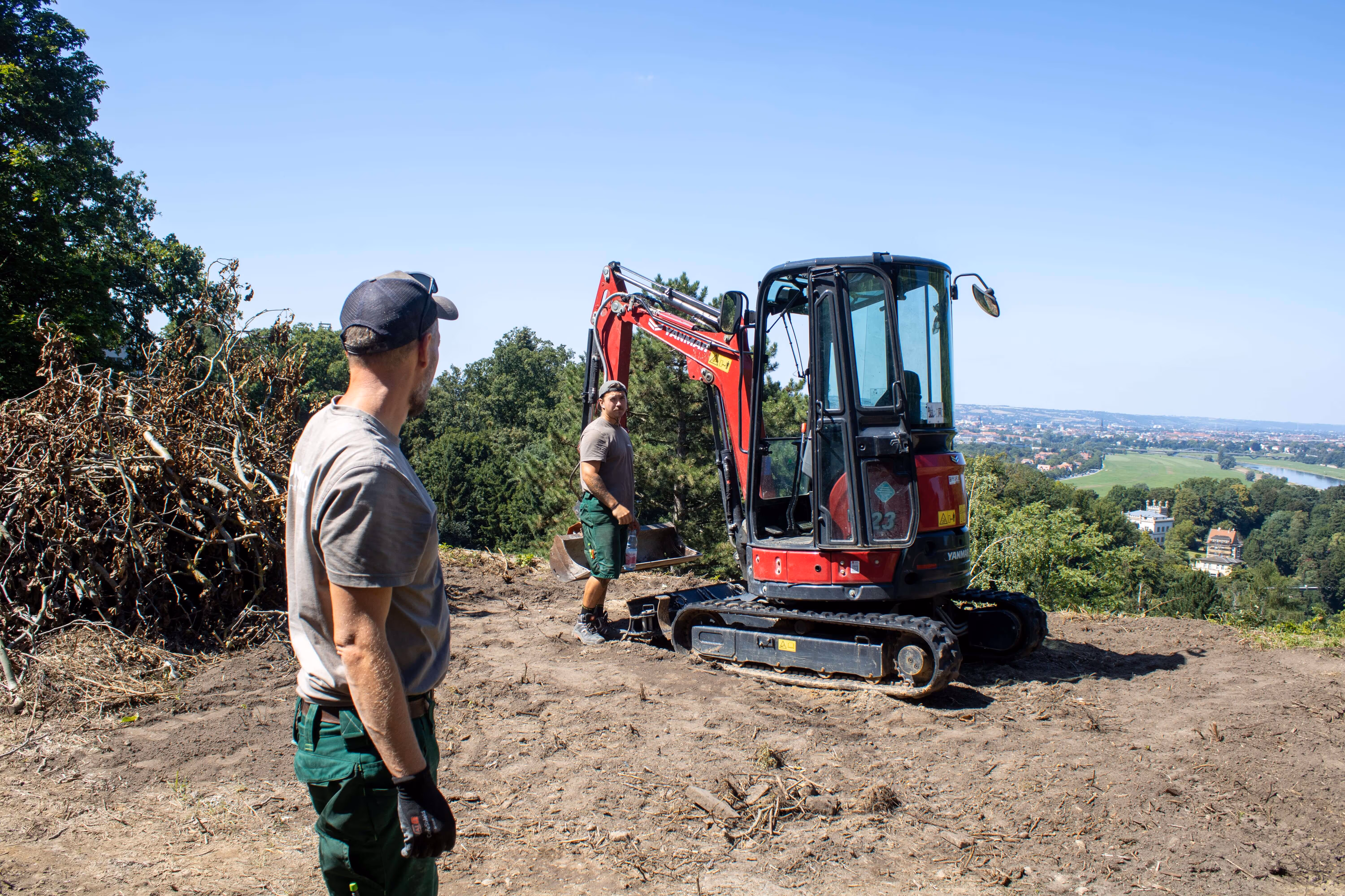 Das Team auf der Baustelle.