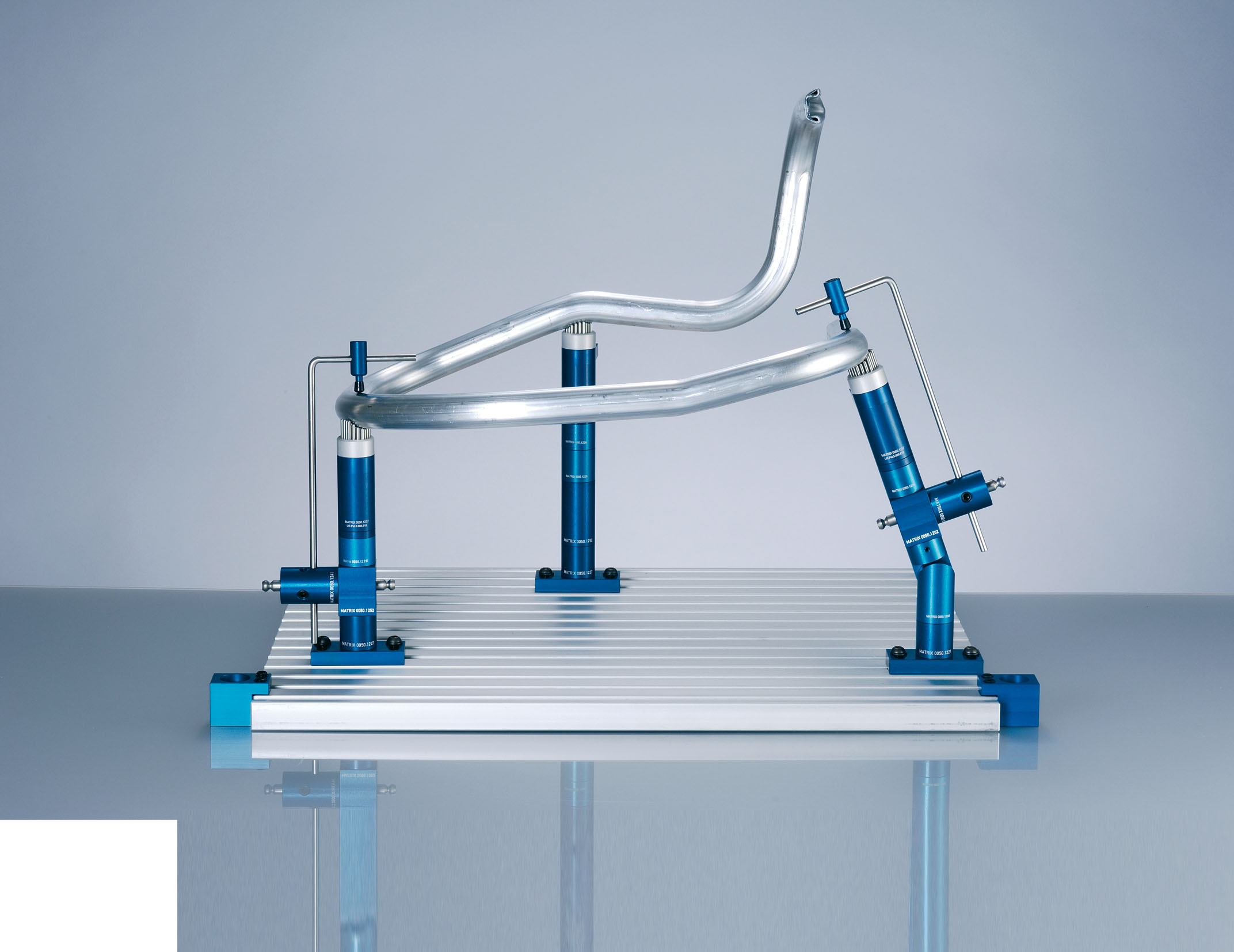 X-Support SXS_curved pipe