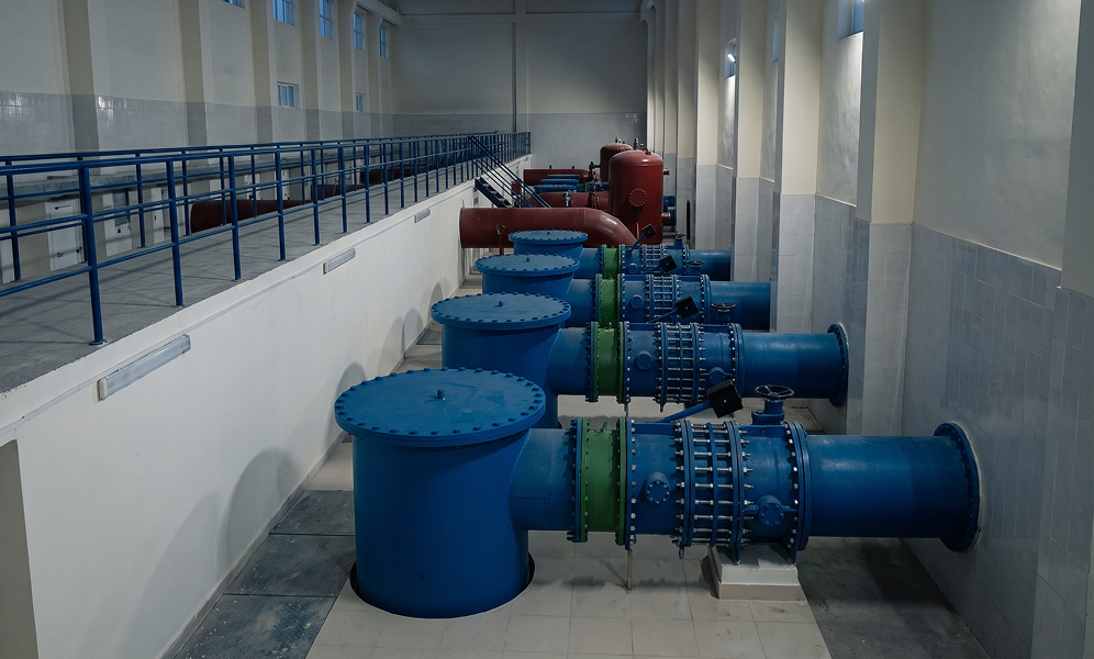 Pontoon pump station on the river in the morning, Nokhudlu Village