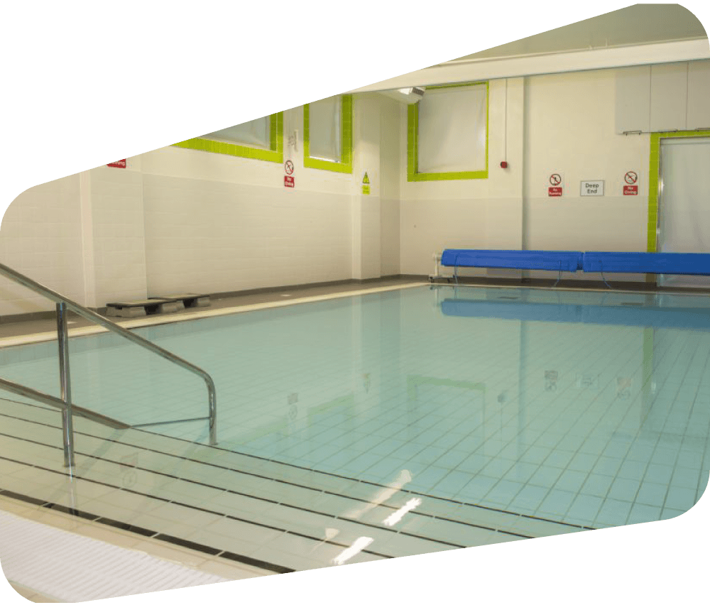 Woodlands meed Swimming pool. Swimming lessons