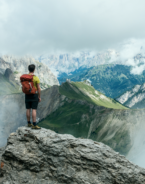 Picking the right Hiking Gear Image