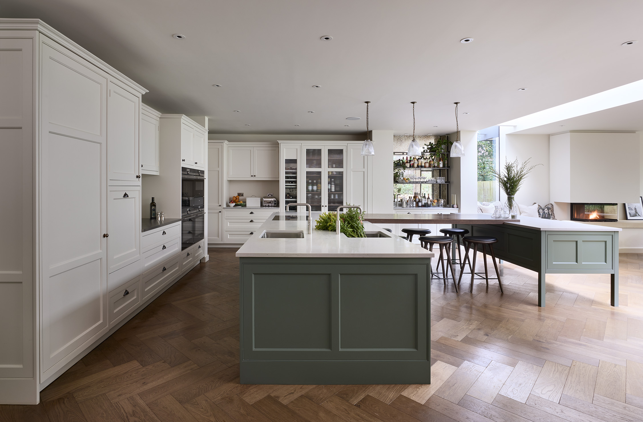 Classic Contemporary