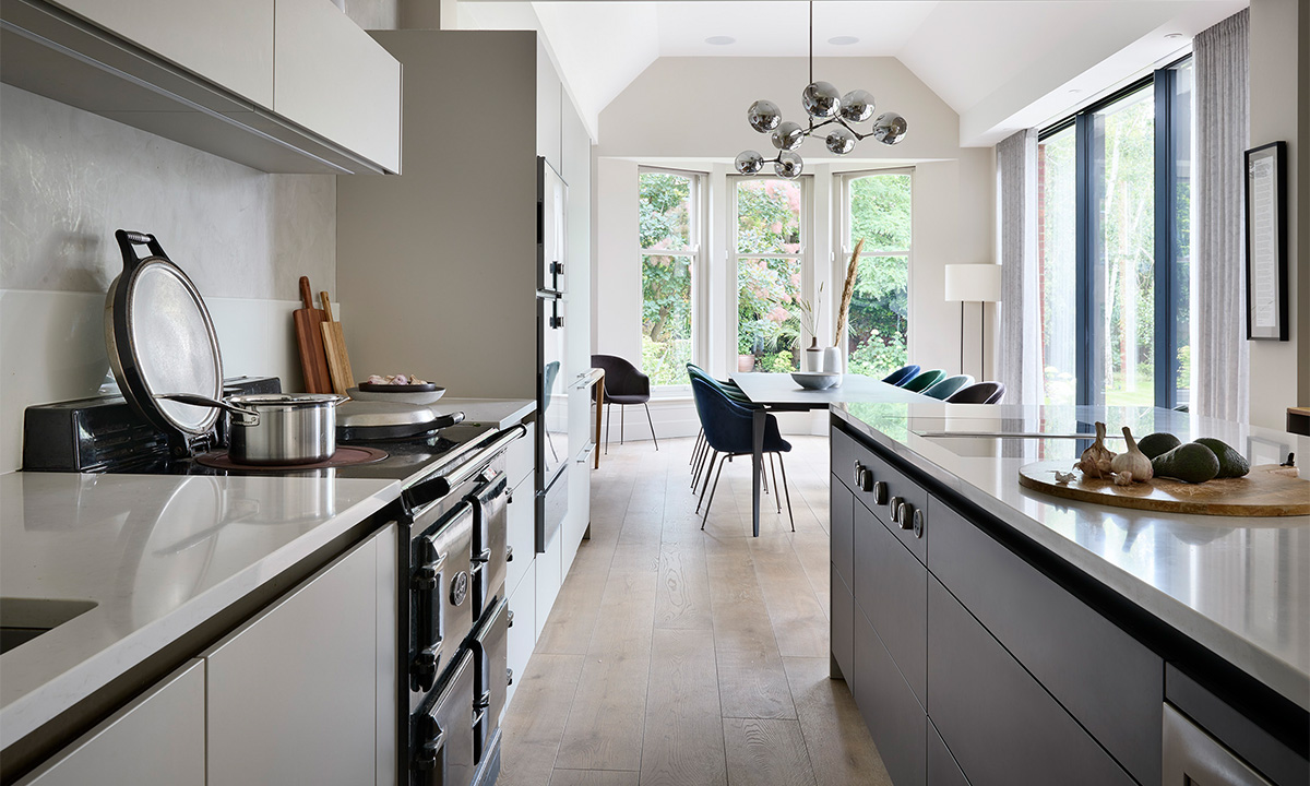 Light-Filled Entertaining