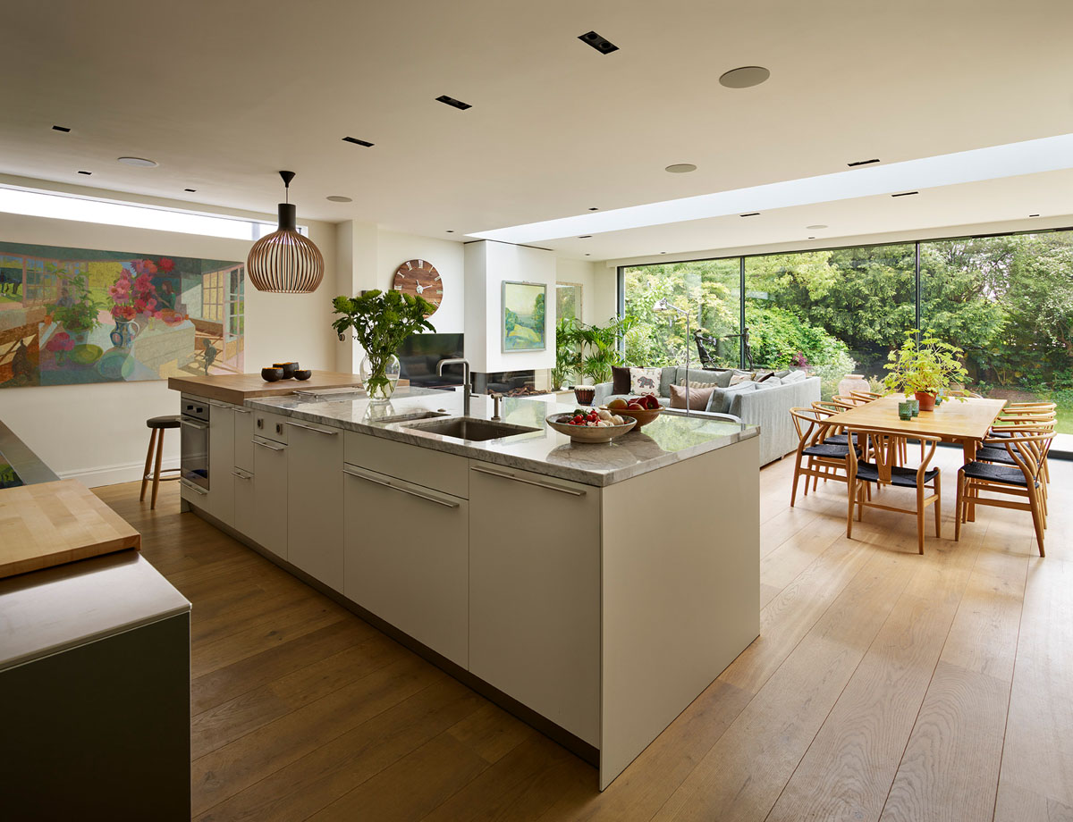 Renovation of an Art Deco Home