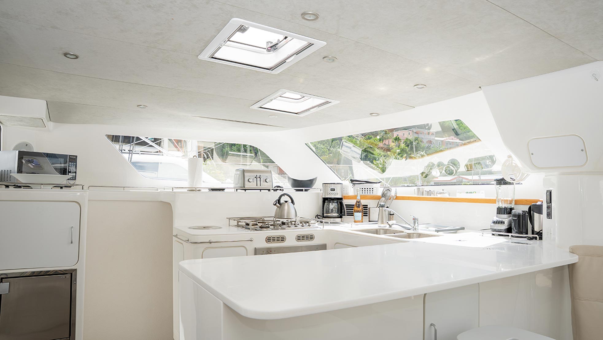 sail-la-vie-interior-04