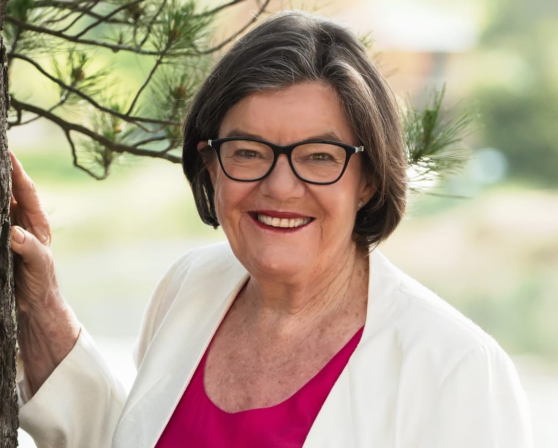 Cathy McGowan AO