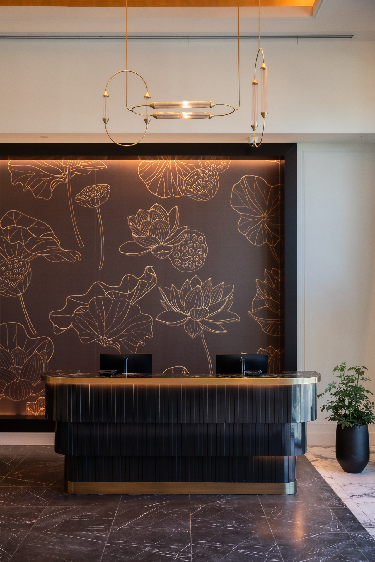 commercial photography of the lobby and check-in desk at Tempo Nashville