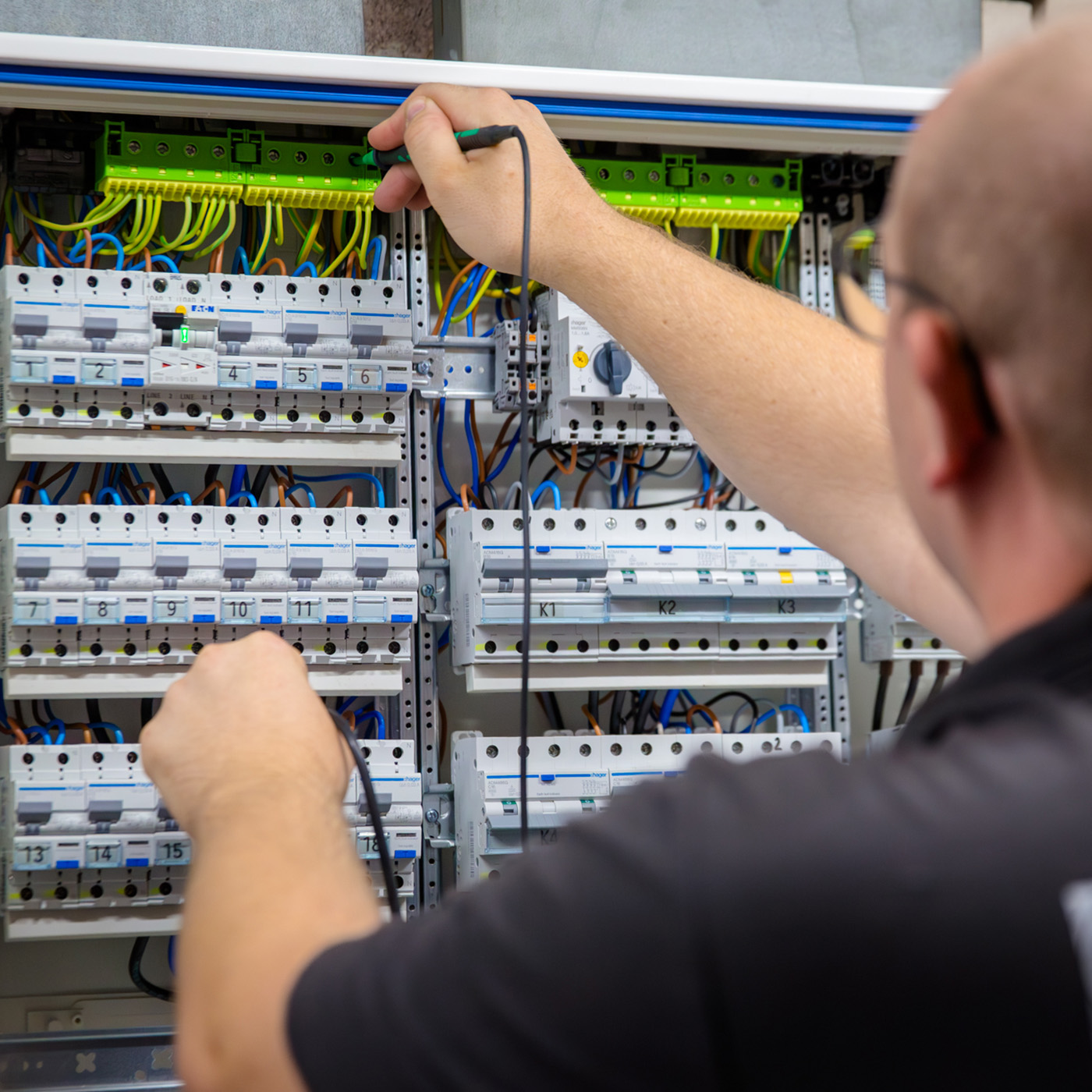 Jeroen Baremans - JB Projectservice - elektricien - elektrotechniek - gecertificeerd