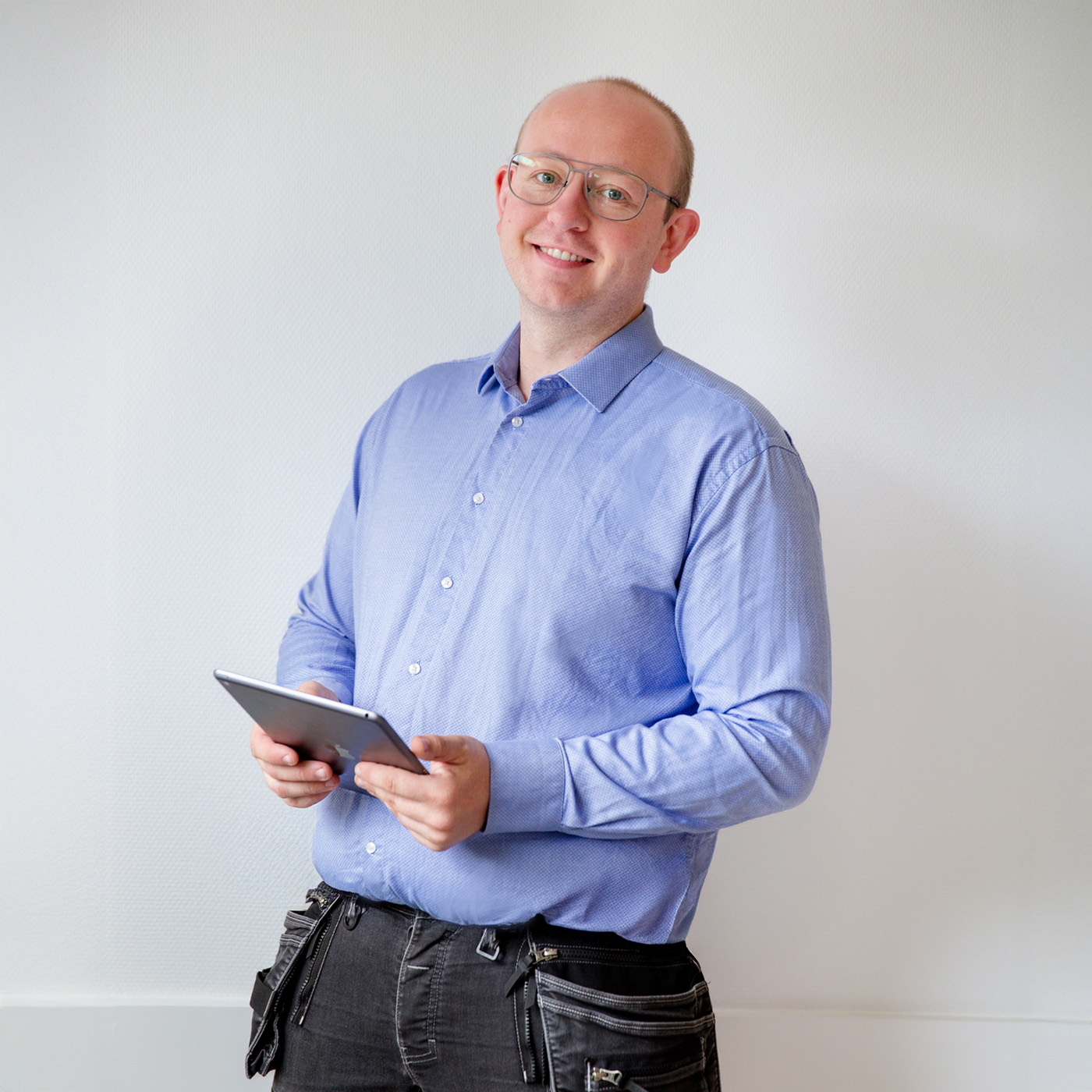 Jeroen Baremans - JB Projectservice - elektricien - elektrotechniek - contact
