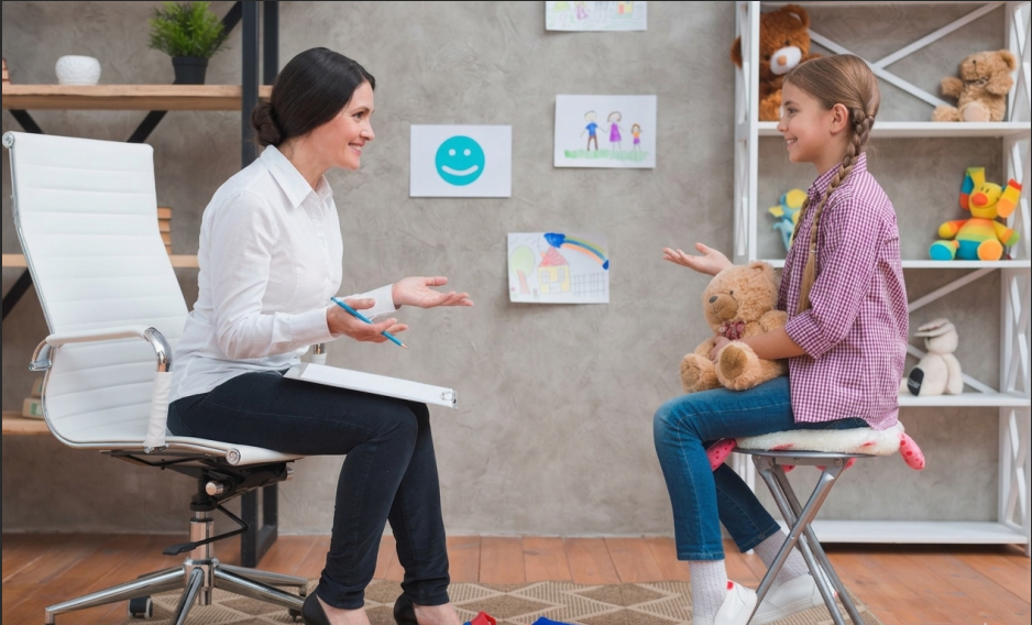 Therapy After Major Life Changes: Helping Children and Teens Through Divorce, Loss, and Transition