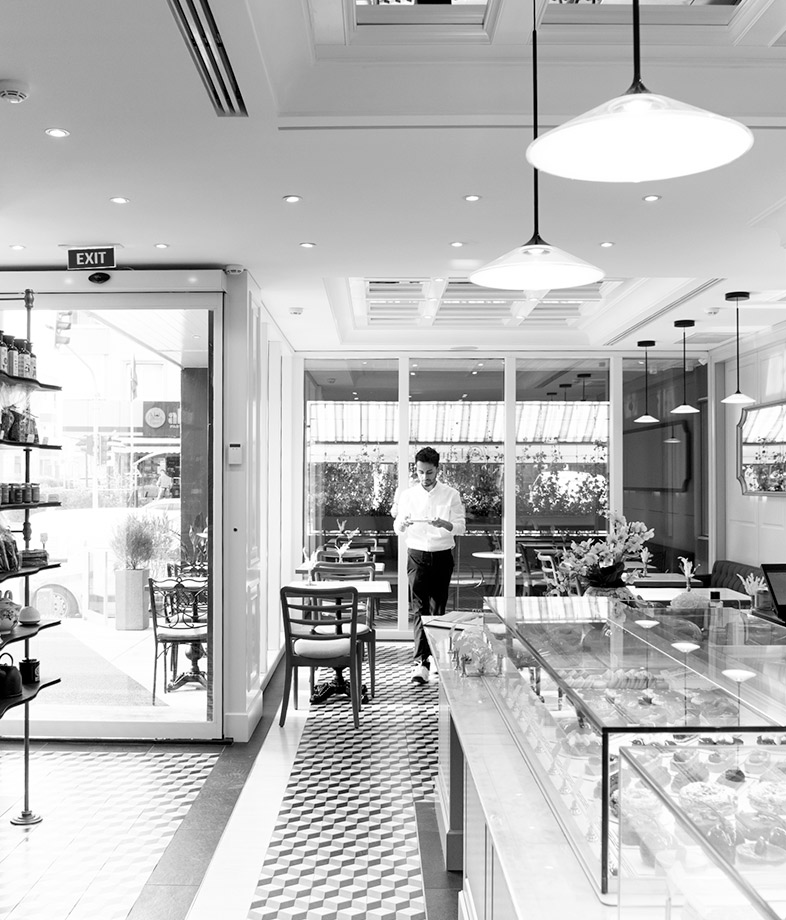 L'aube Patisserie Kitchen