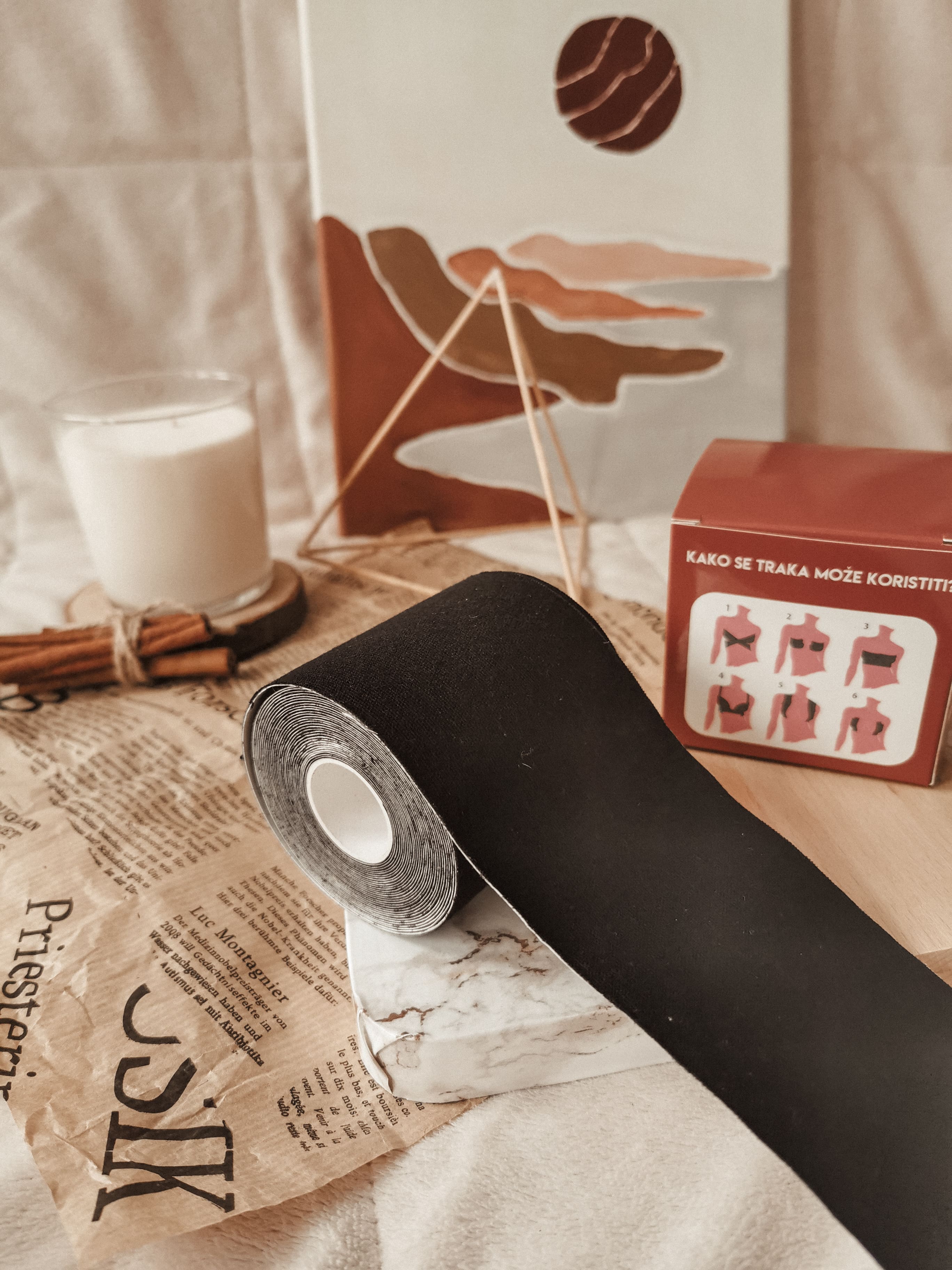 Crna traka za grudi slika 3