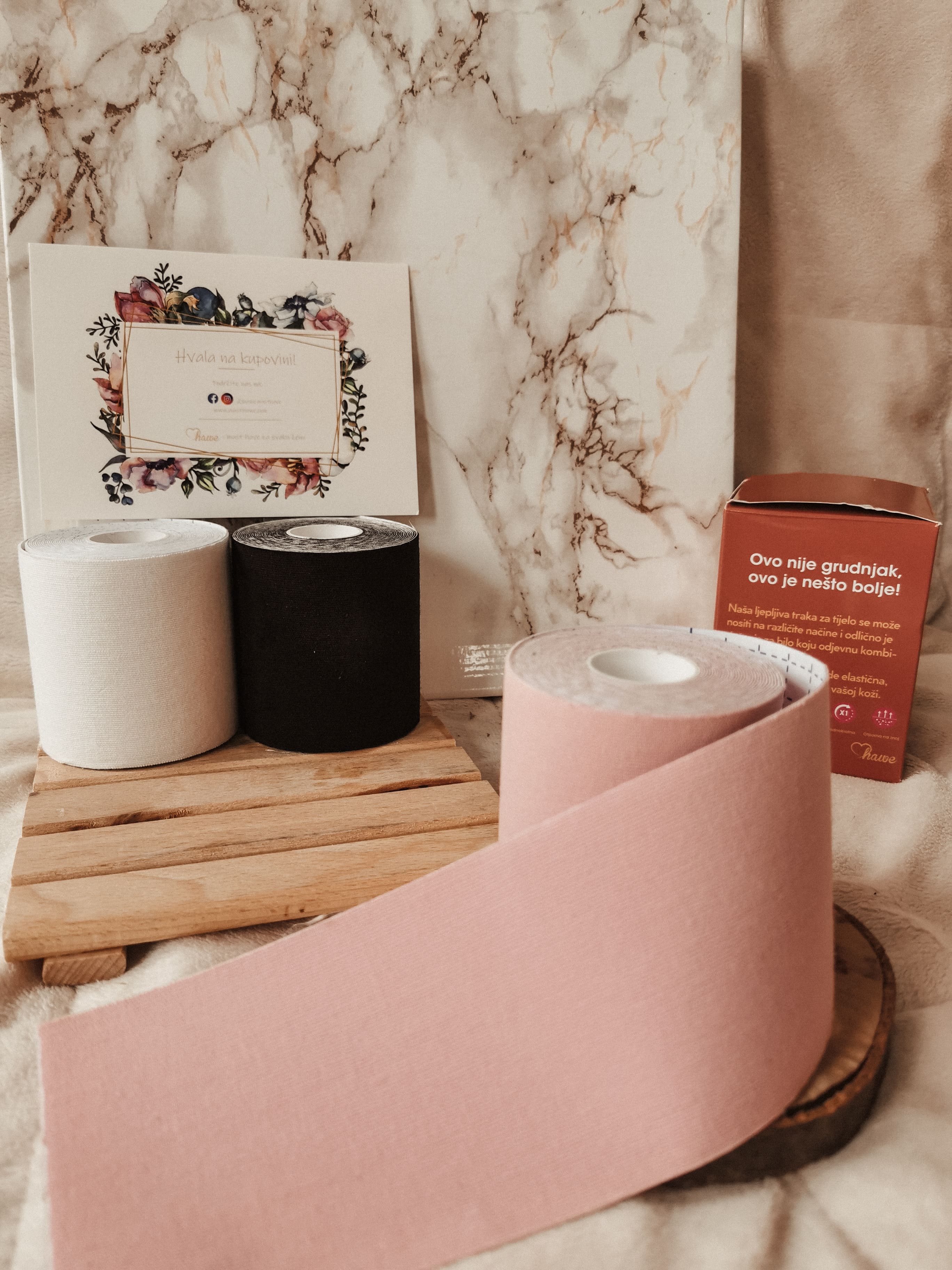 Baby pink trake za grudi slika 1