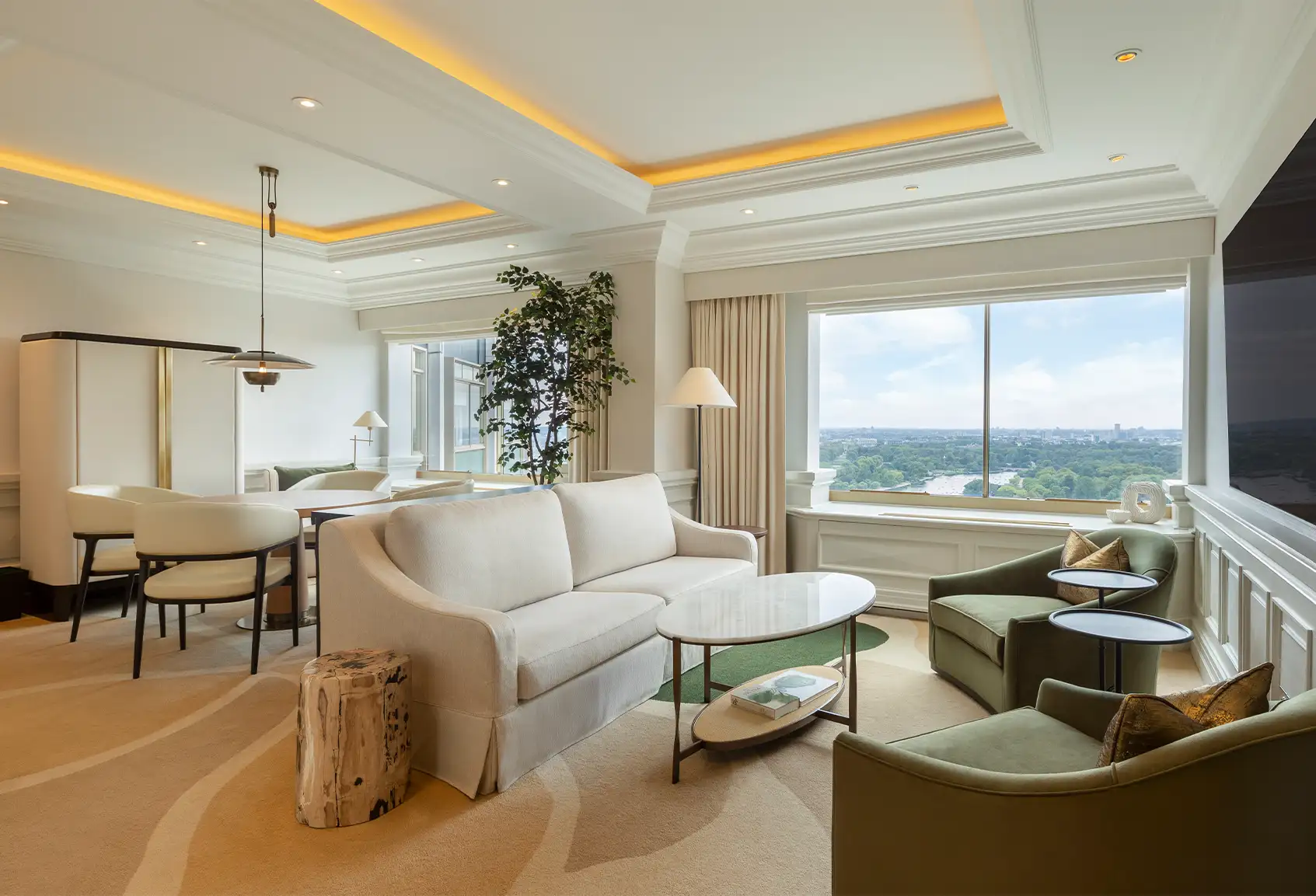 Hilton Park Lane Balmoral Suite