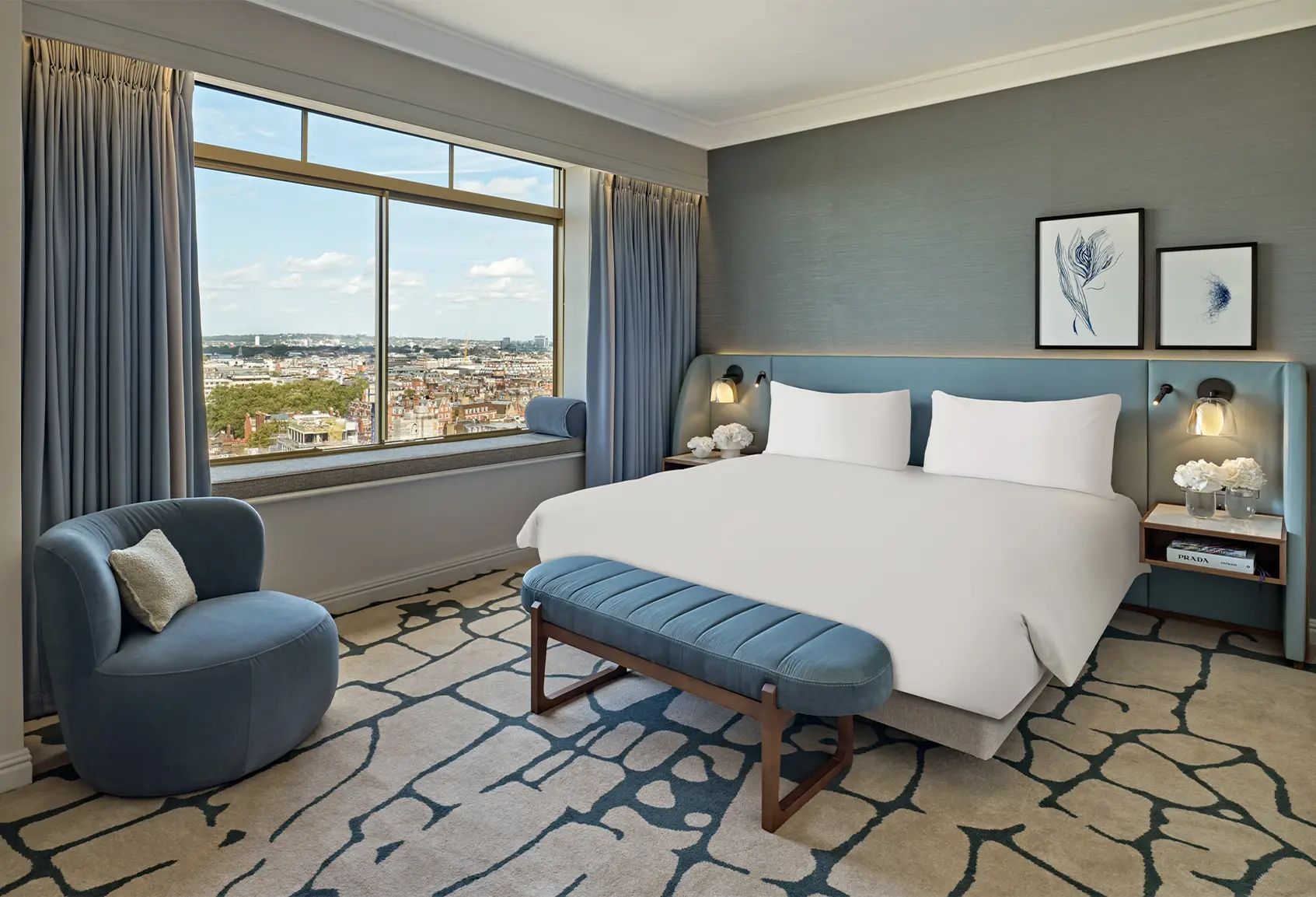 Hilton Park Lane Belgravia Suite Bedroom