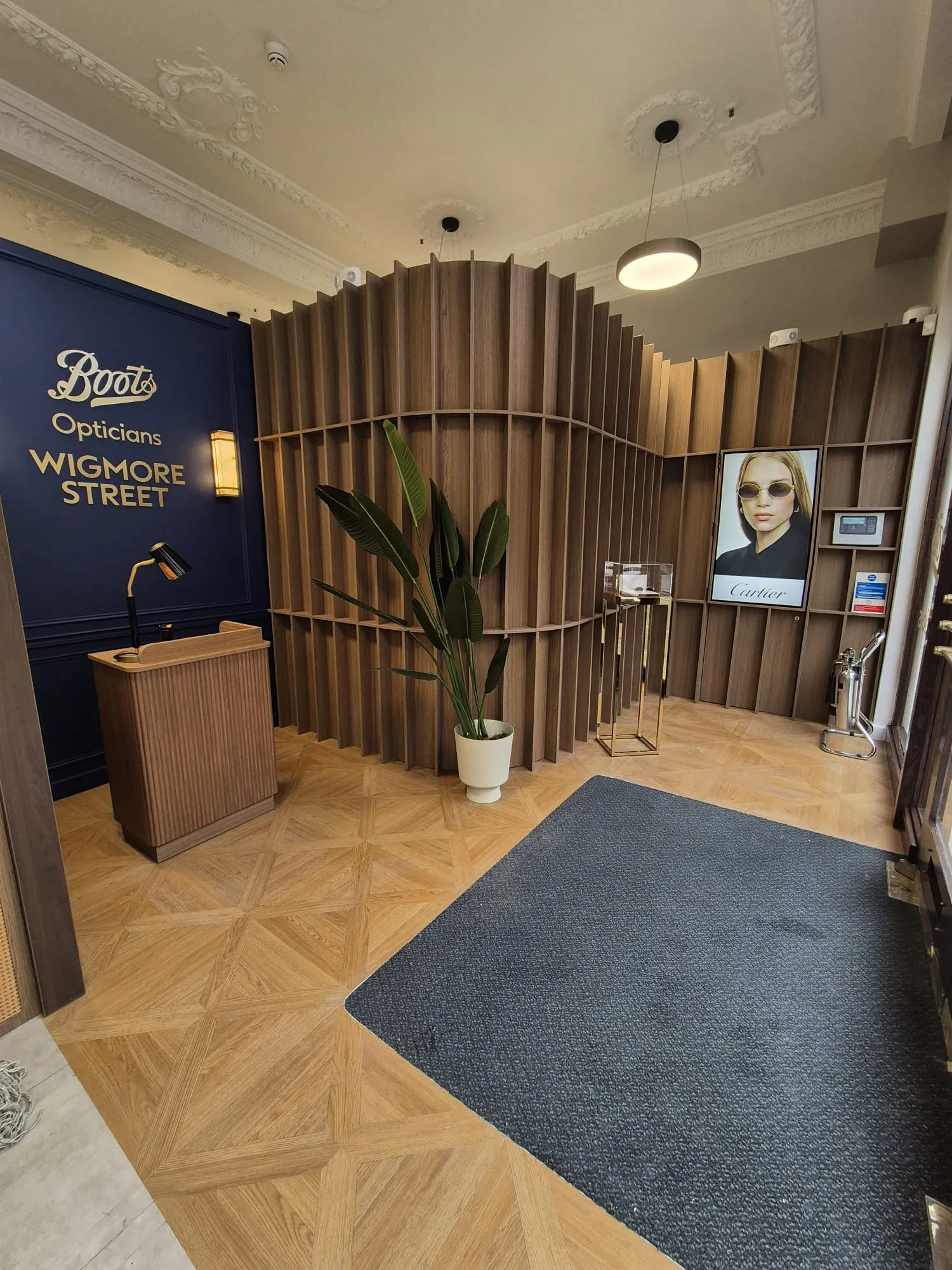 Boots Opticians Wigmore Street Entrance