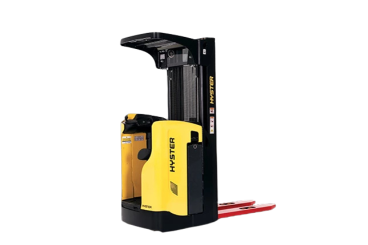 Transpallet manuali, compatti, con operatori a terra o con pedana operatore.