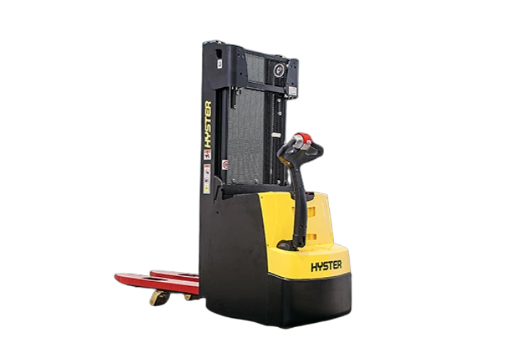 Transpallet manuali, compatti, con operatori a terra o con pedana operatore.