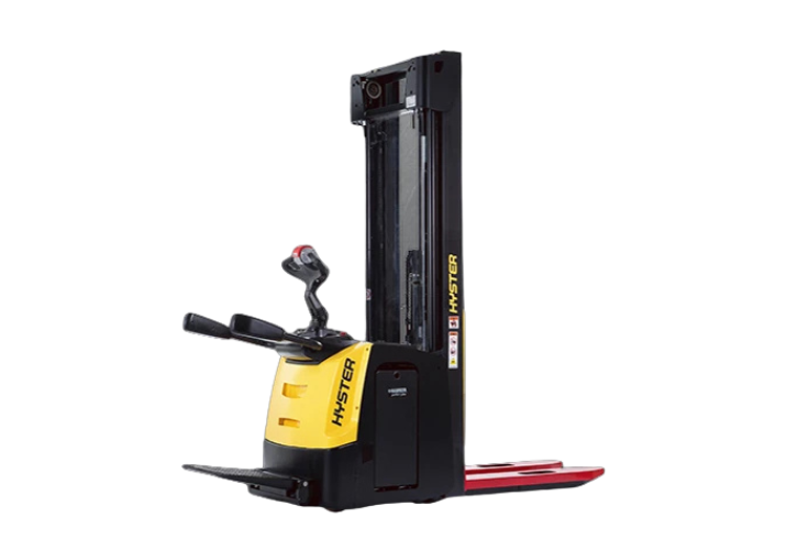 Transpallet manuali, compatti, con operatori a terra o con pedana operatore.