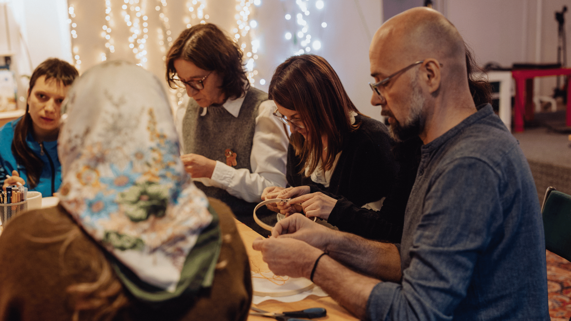 Between Art and Social Change: Women’s Artivism and Democracy