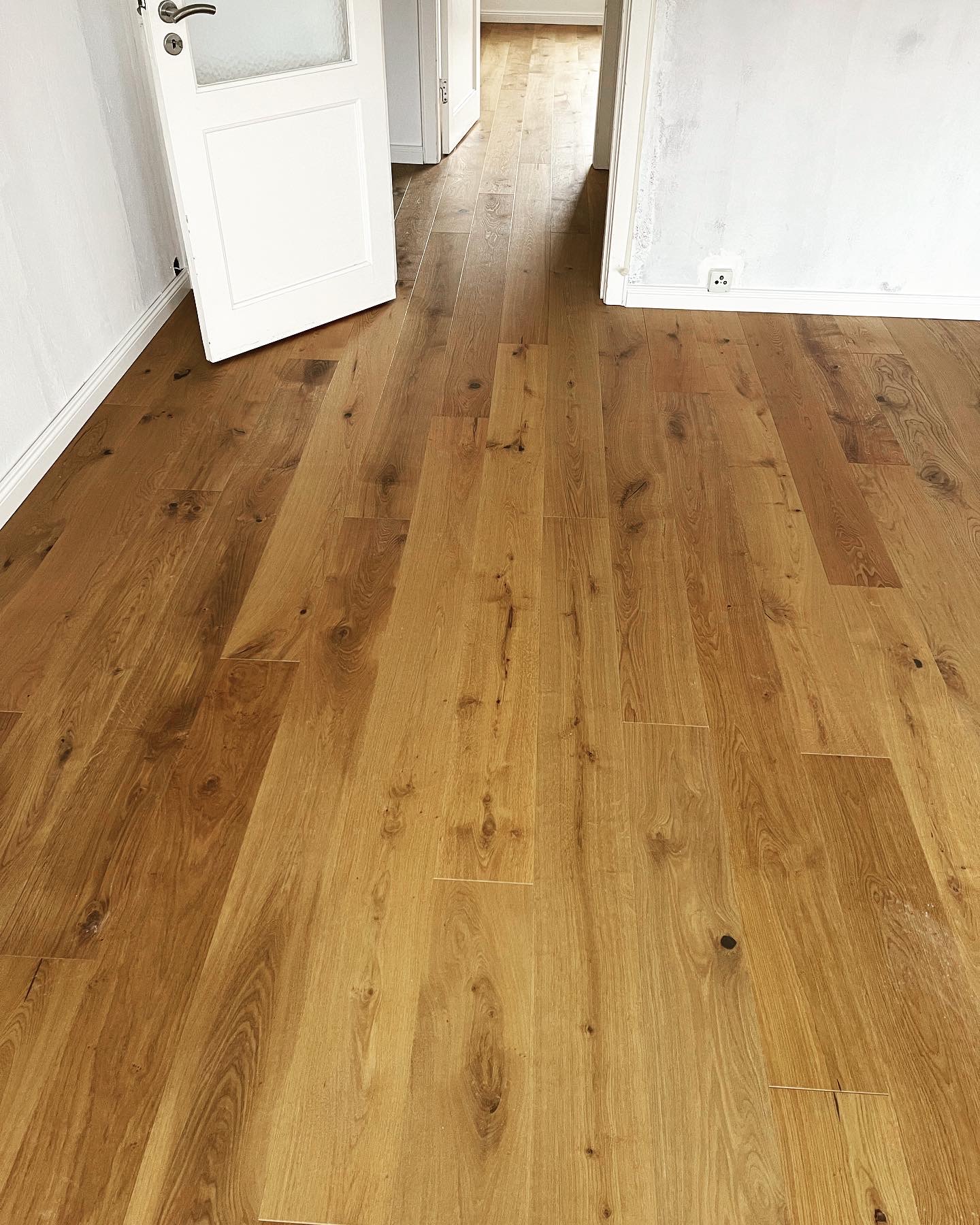 Neu verlegter Parkettboden Bodenleger Parkettleger Hamburg