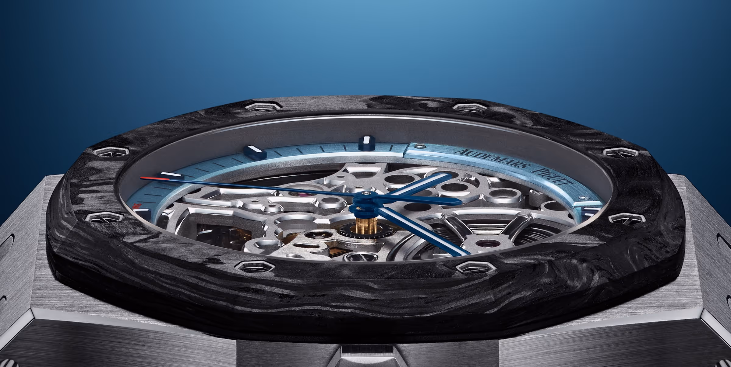 Montre Artisans de Genève collection Cyano - Vue principale avec cadran squelette bleu