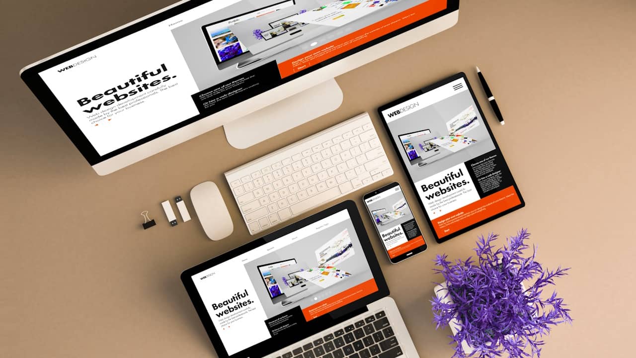 image of customer service area for a trucking company