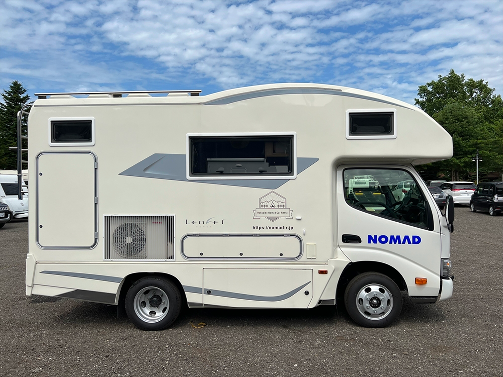 Hokkaido Nomad Leaves