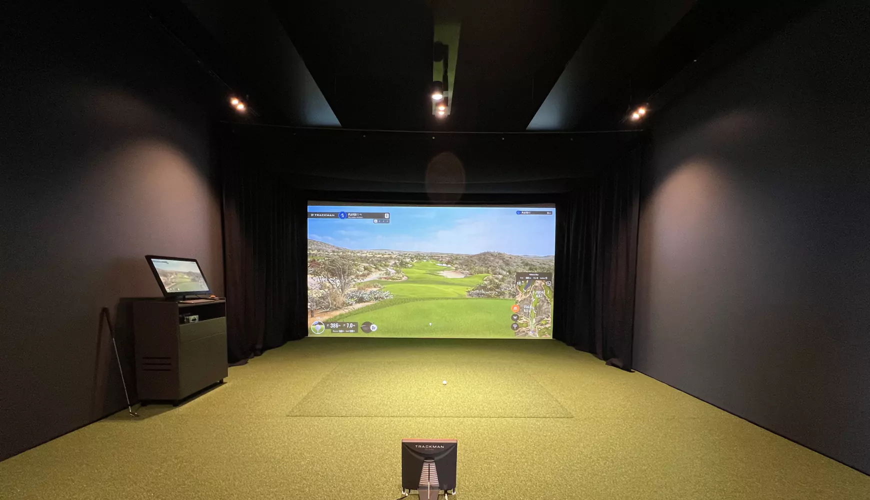 TrackMan 4 golf simulator