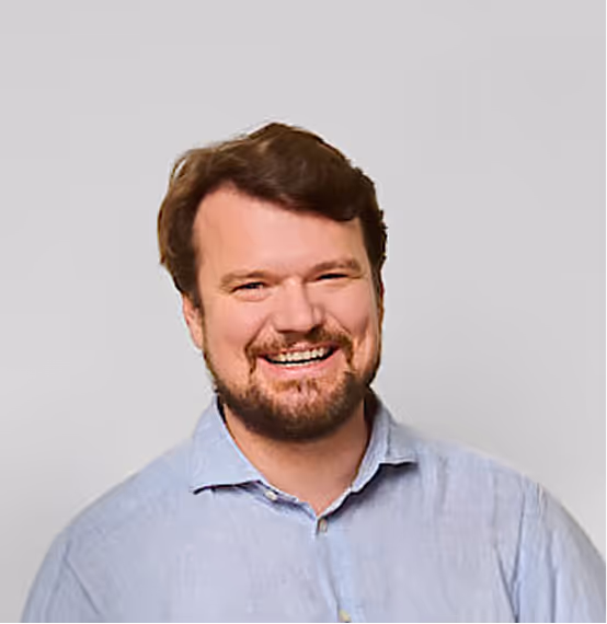 CEEZER Legal team member